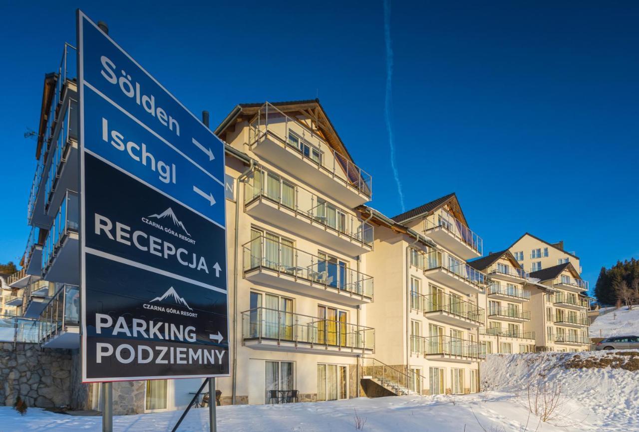 Apartamenty Czarna Gora Is28 Сєнна Екстер'єр фото